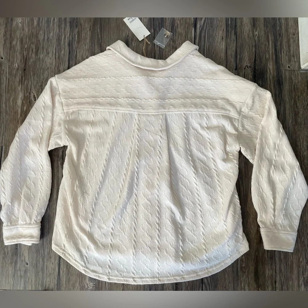 NWT New In Cream Textured Button-Up Shacket – Women’s Large - Picture 2 of 6